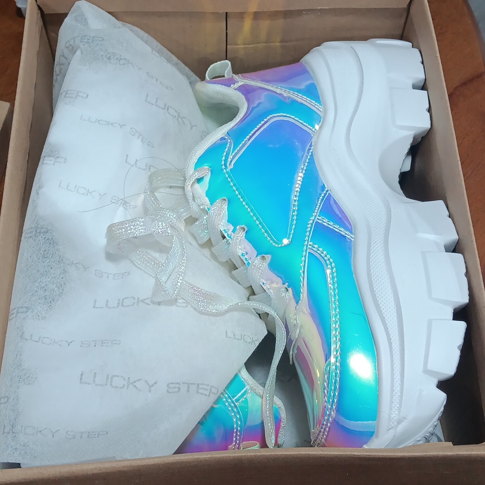Women's platform reflective sneakers size 7